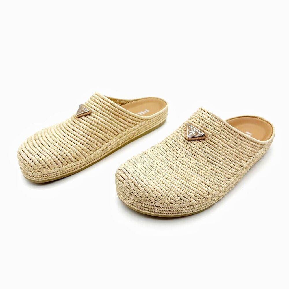 PRADA Raffia Mules Women’s Size 9 Men’s Size 8 Triangle Logo Plaque Beige